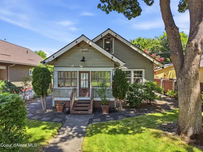805 E Montana Ave