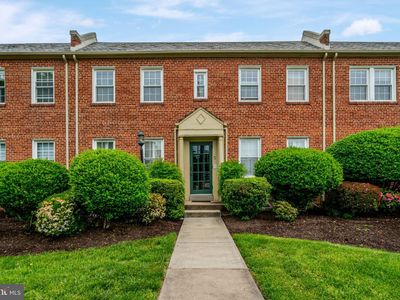5 Russell Rd APT A