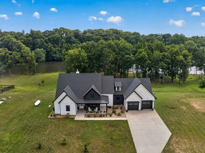 14275 Deer Path