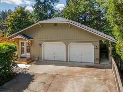 4482 Paddock Dr