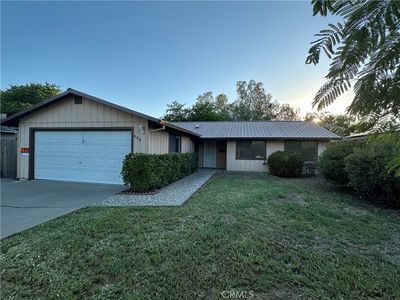 695 S Villa Ave
