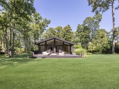 268 Old Stone Hwy