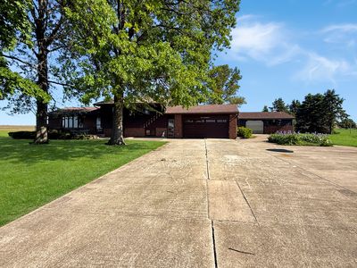 2052 County Road 3000 N