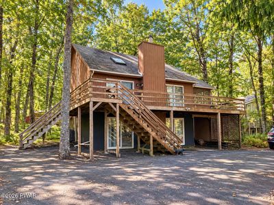102 Corral Ln
