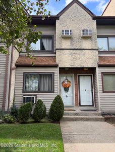 360 Barlow Ave APT 8A