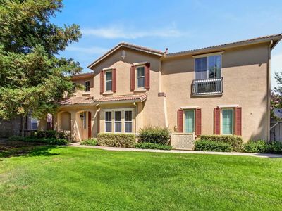 8048 Linda Isle Ln