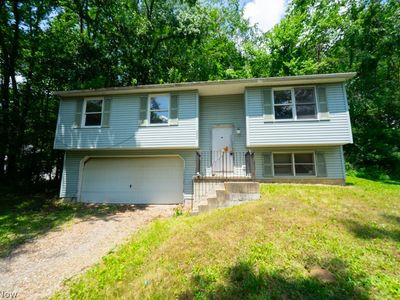 Property at 1777 Barnes Dr, Wooster, OH