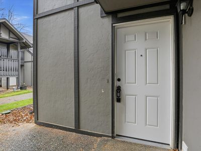 102 E Weile Ave APT 1