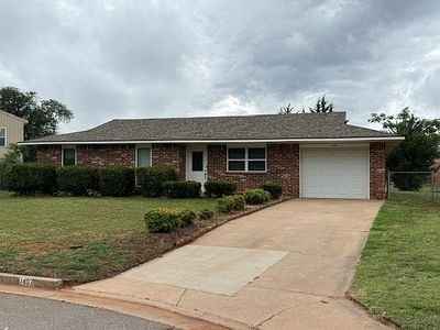 1402 Sherry Ct
