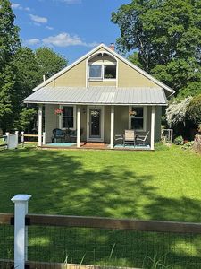 22 Gibbs St