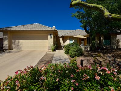 1138 W Masters Cir