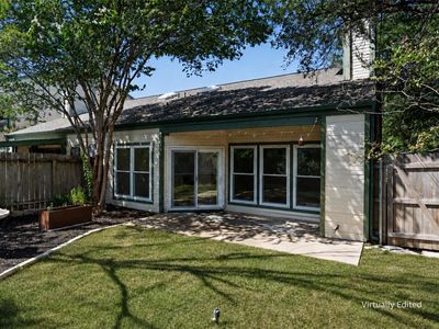 6501 Columbia Oaks Ct APT 10