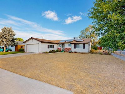1405 Tamarack Ave