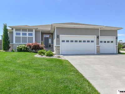 6301 Kelsey Ln