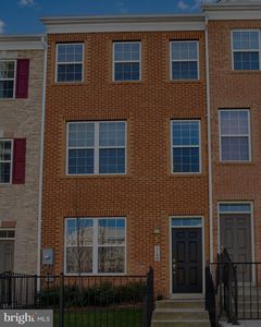 160 Danbury St SW