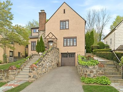 56 Hillcrest Avenue