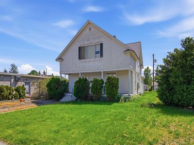 1017 W Fairview Ave