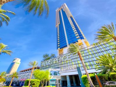 4381 W Flamingo Rd #901