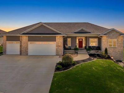2040 Stone Creek Cir