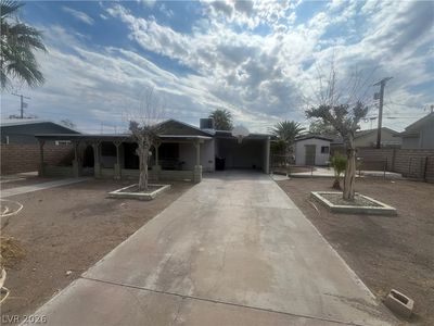 1816 Merze Ave