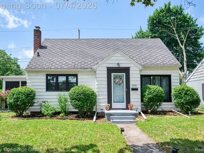 2036 Devonshire Ave