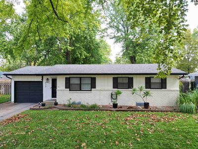 912 E 31st Ter