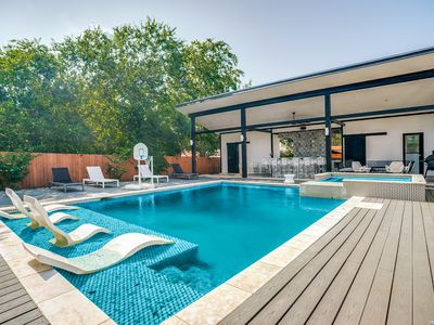 12302 Mapletree
