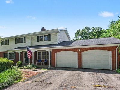 1772 Hacienda Dr