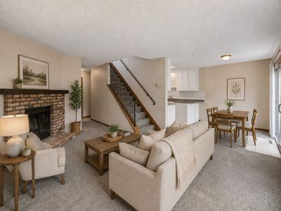 8605 Maplebrook Pkwy N