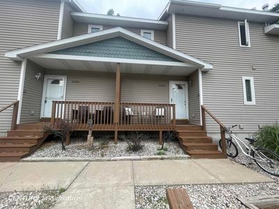 3946 Sherwood Forest Dr