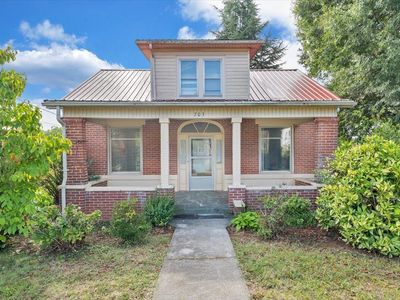 Property at 703 Henry St, Gretna, VA