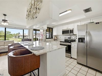 5830 Trailwinds Dr APT 824