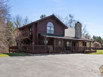 1605 Gjerpen LANE