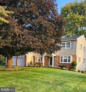 9387 Paulskirk Dr