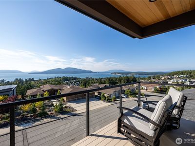 3923 RockRidge Parkway