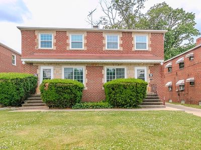 780 Babbitt Rd