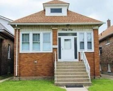 2040 Lincoln Ave