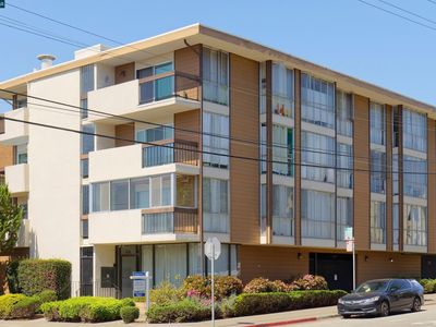 4099 Howe St APT 203