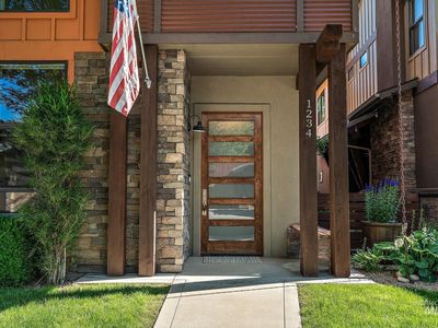 1234 E Lone Shore Dr