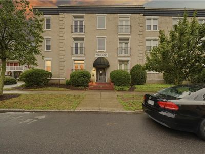 431 W 31st St APT C2