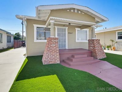 4562-4564 32nd St