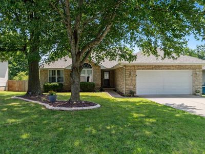 5710 S Wedgewood Avenue