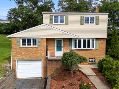 361 Algoma Dr