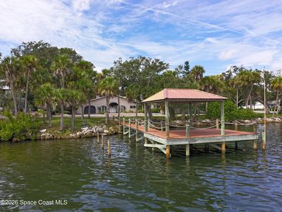 555 Rockledge Dr