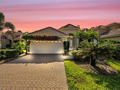 9226 Troon Lakes DR
