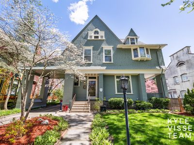 304 Paris Ave SE