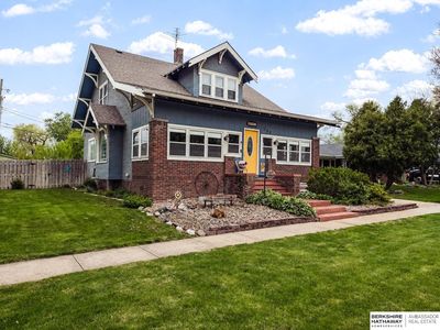 205 S 2nd St