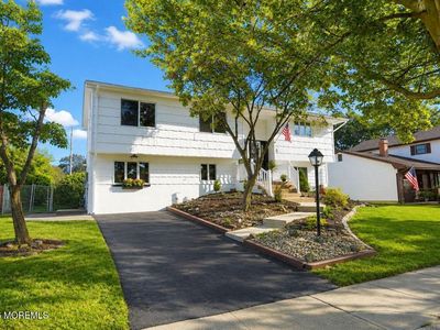 6 Ennis Drive