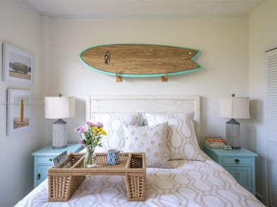 235 Sunrise Ave #3052