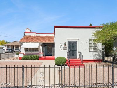 535 E University Blvd